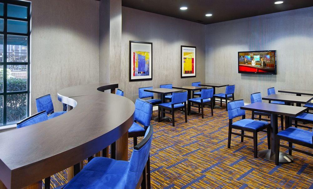 Courtyard By Marriott Chattanooga Downtown Extérieur photo