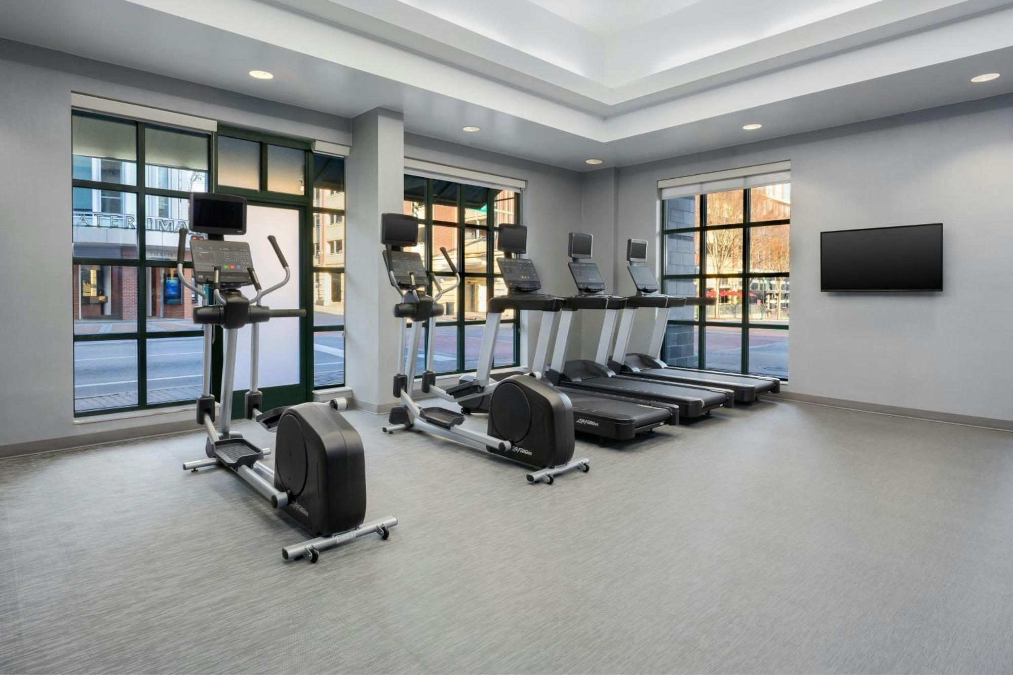 Courtyard By Marriott Chattanooga Downtown Extérieur photo