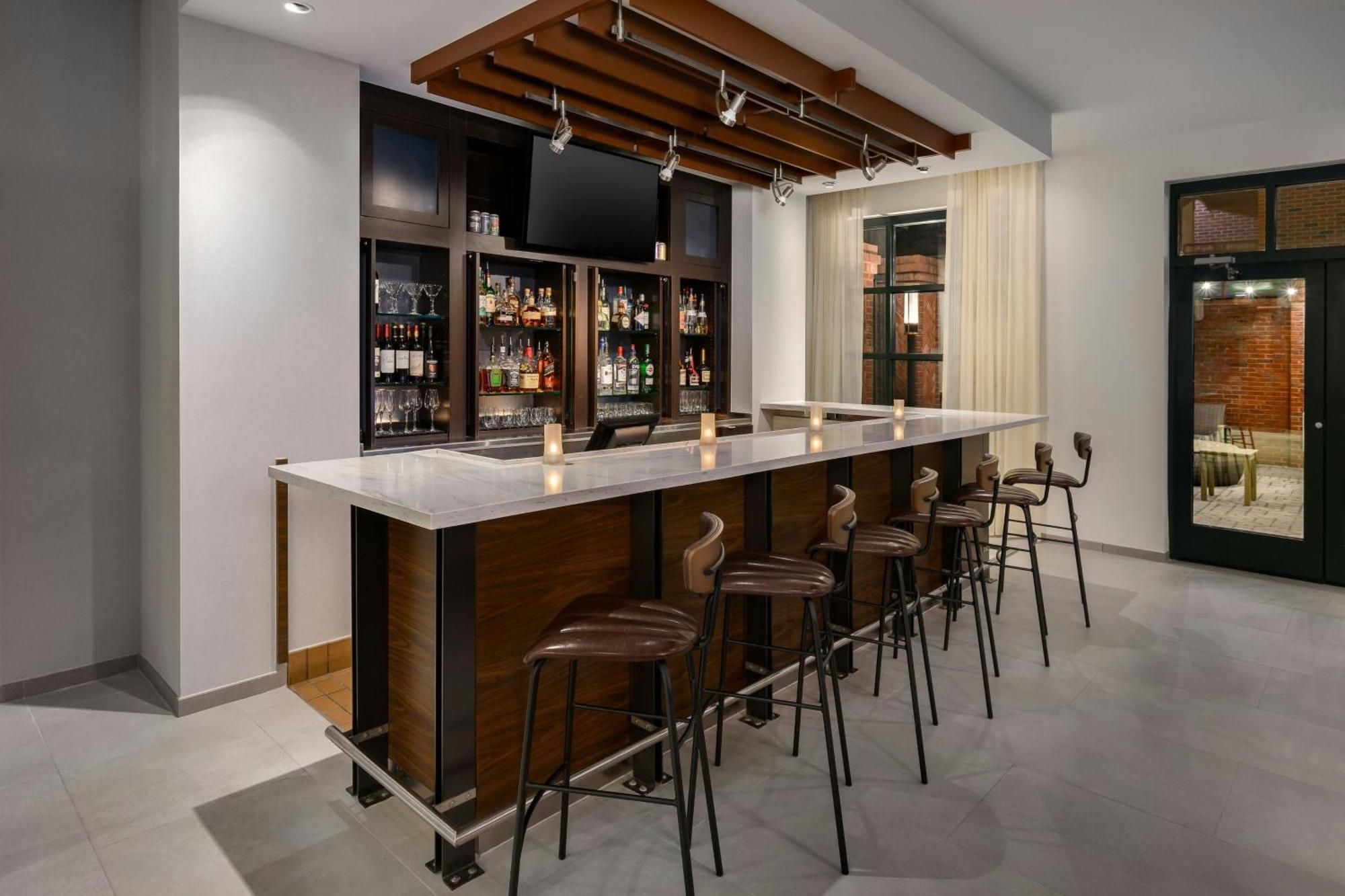 Courtyard By Marriott Chattanooga Downtown Extérieur photo