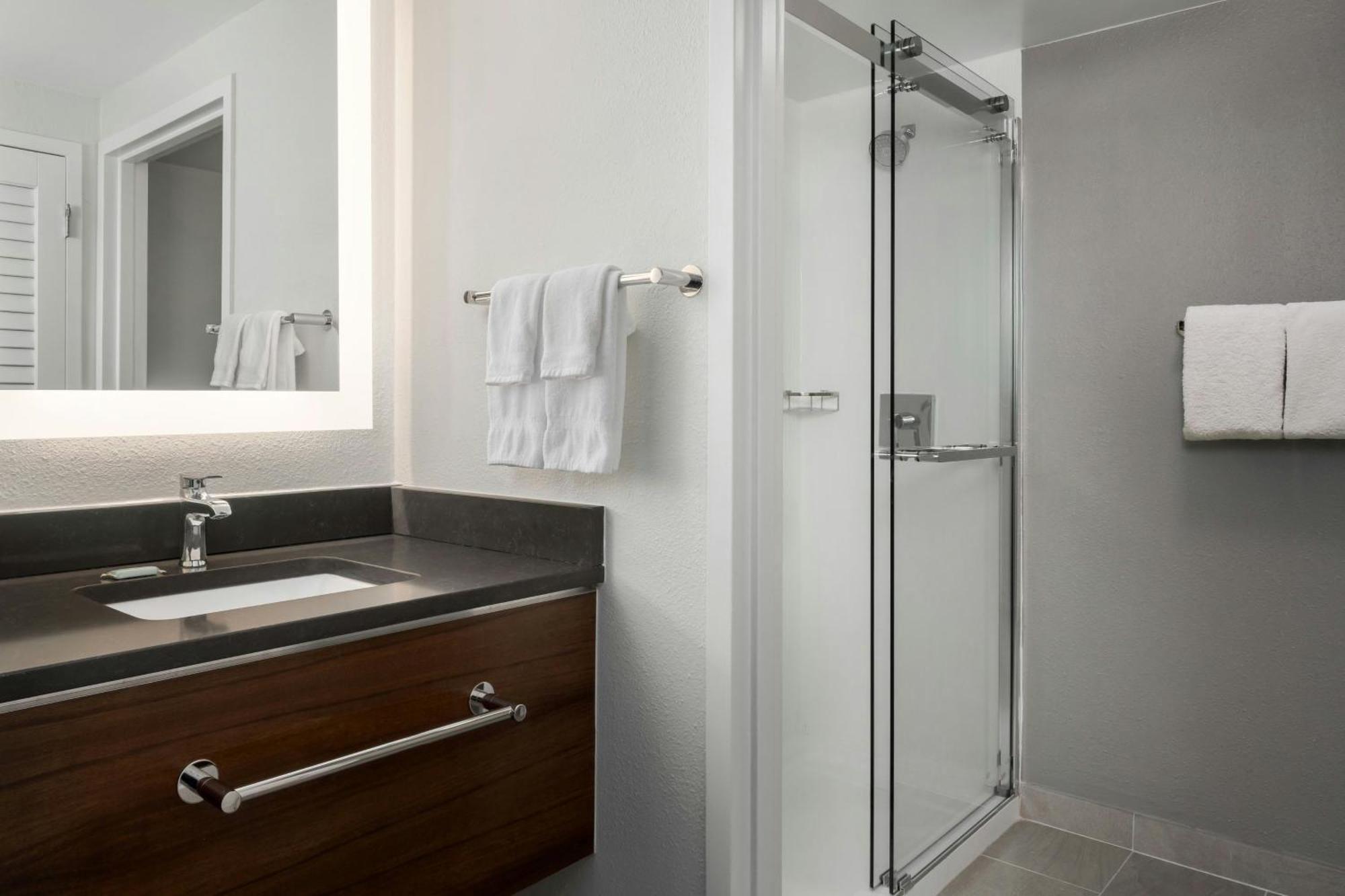 Courtyard By Marriott Chattanooga Downtown Extérieur photo